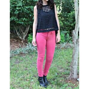 NEW DOUBLE ZERO sleeveless top in black